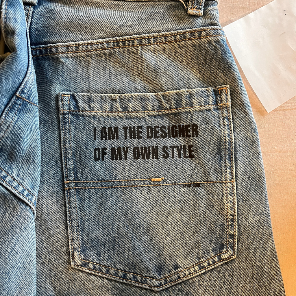 Phrase 01 'Designer'